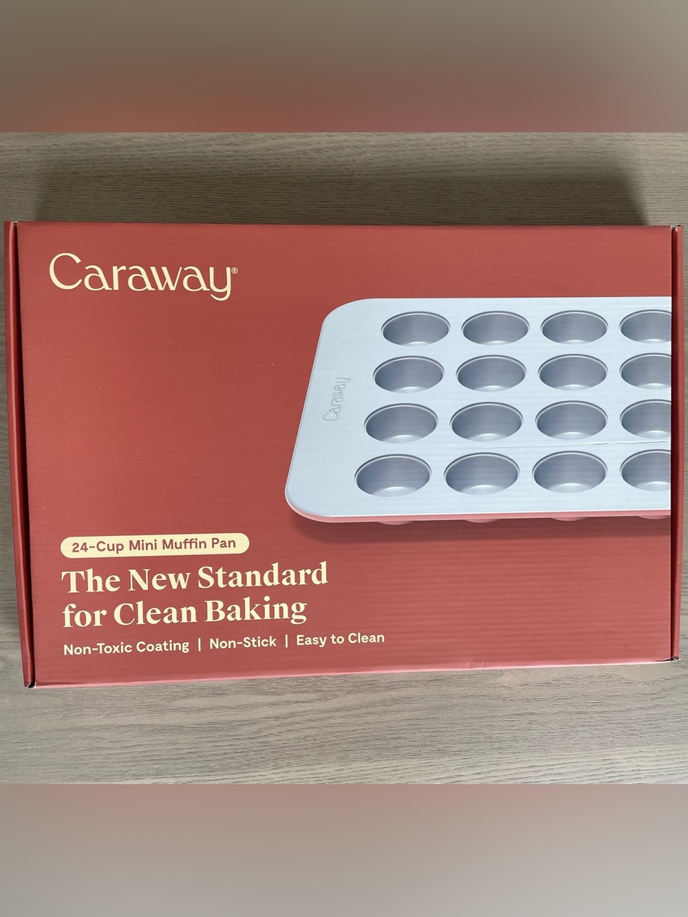 NIB Caraway 24-Cup Mini Muffin Pan in Perracotta